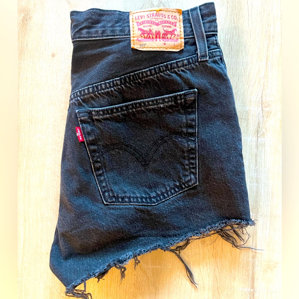 Levi’s 501 high rise jean shorts